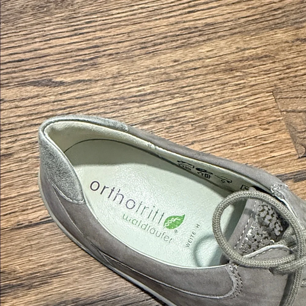 Orthofeet‎ Women's Stylish Tan and Gray Flats